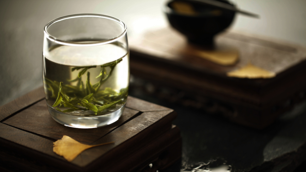 How to Brew West Lake Longjing Tea, the details and steps.