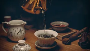 Which Chinese teas have anti-inflammatory and pain-relieving properties?