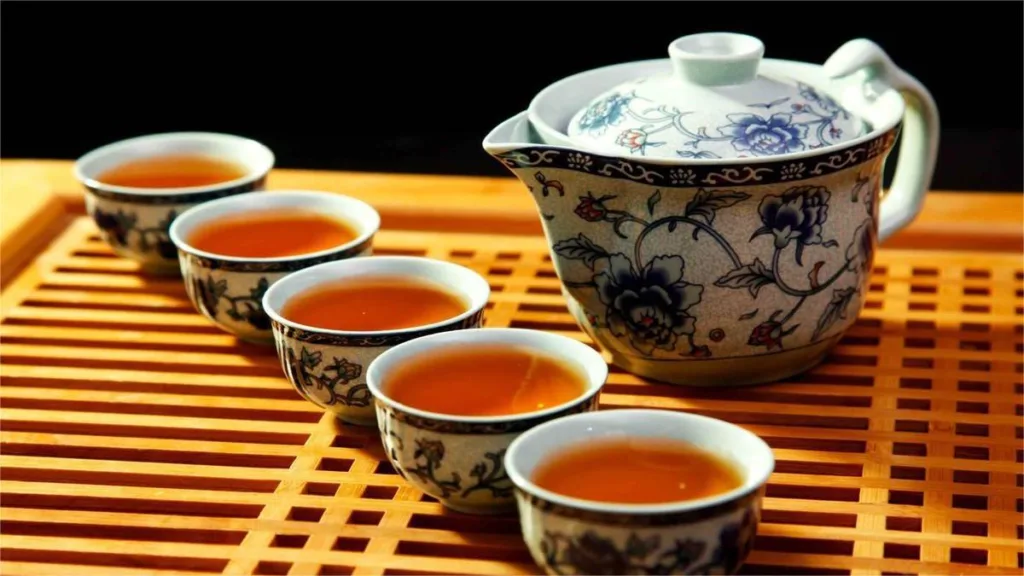 Do Chinese drink black tea