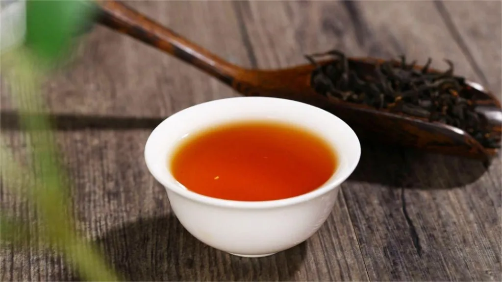 Does black tea cause constipation