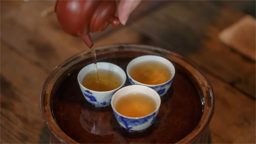 How to brew Chinese fermented tea