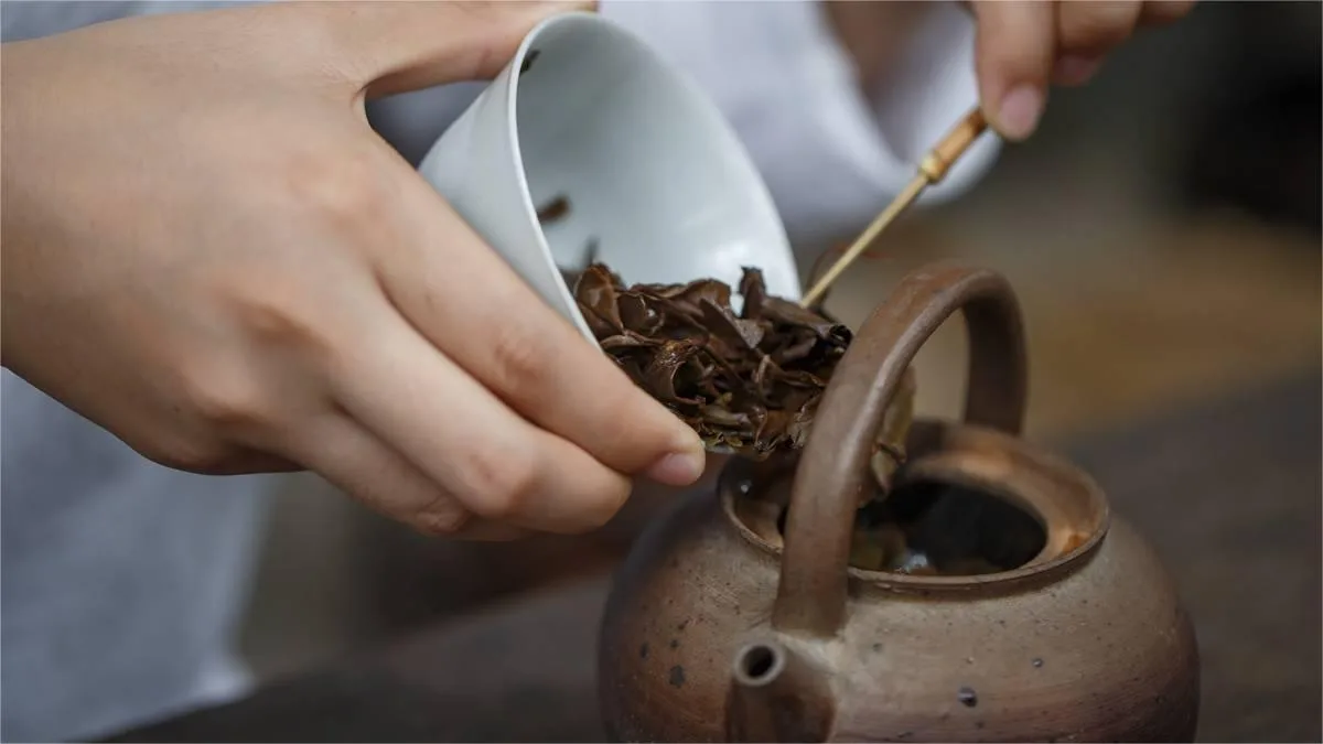 How to rinse Chinese tea