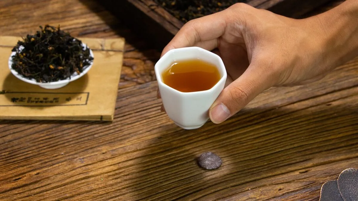 Is drinking too much Chinese tea bad for you?