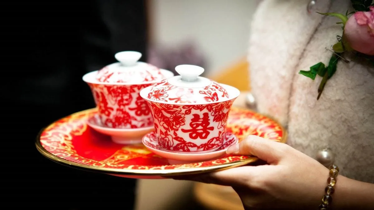 What is the Chinese wedding tea ceremony sequence?