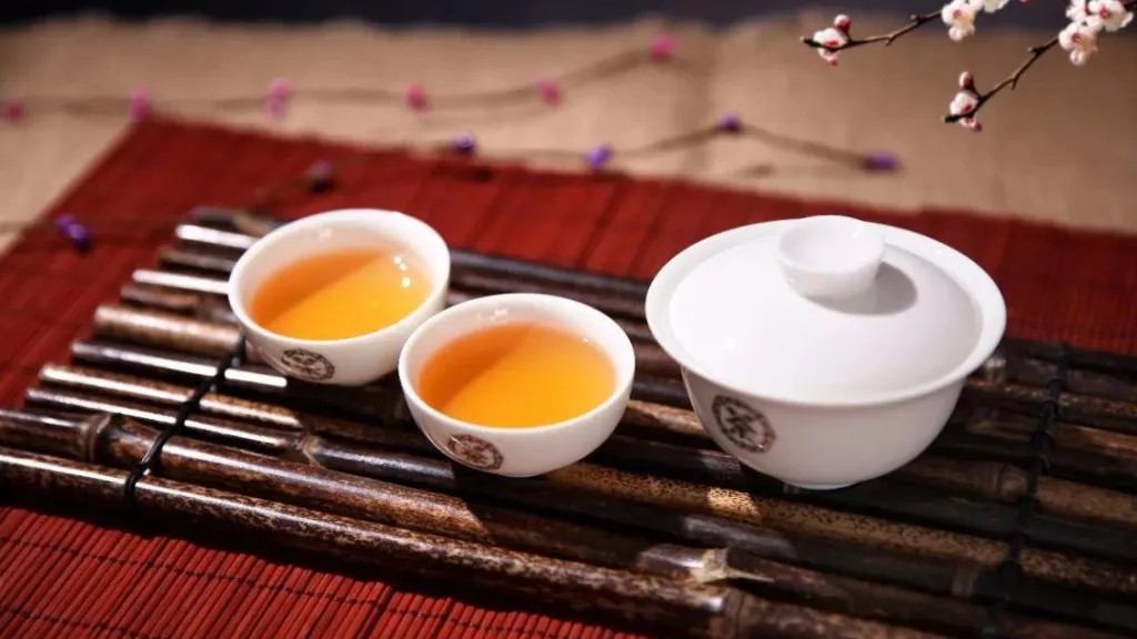 Why I have headache after drinking Chinese tea?