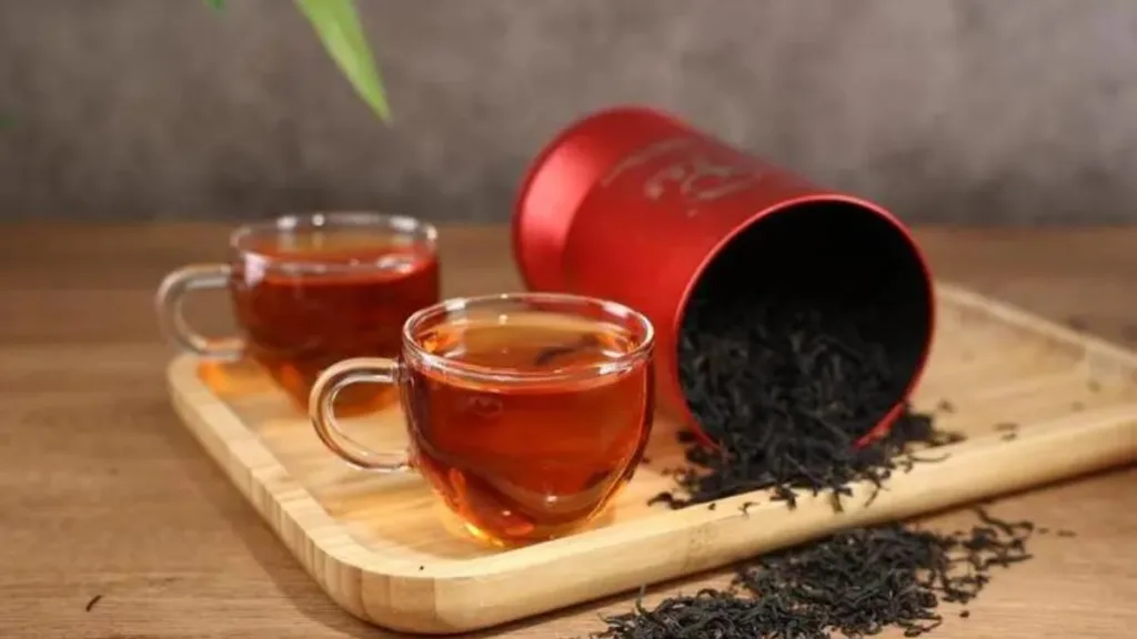 Does black tea affect digestion?