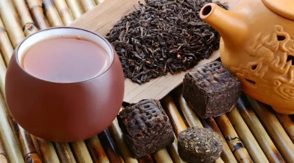 Does black tea makes you poop?